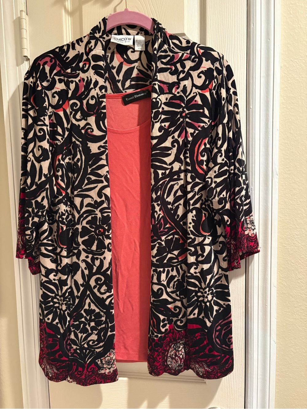 Cardigan/Tank Travel Set Chico's Travel Elements Size 2/L Coral Black Cream